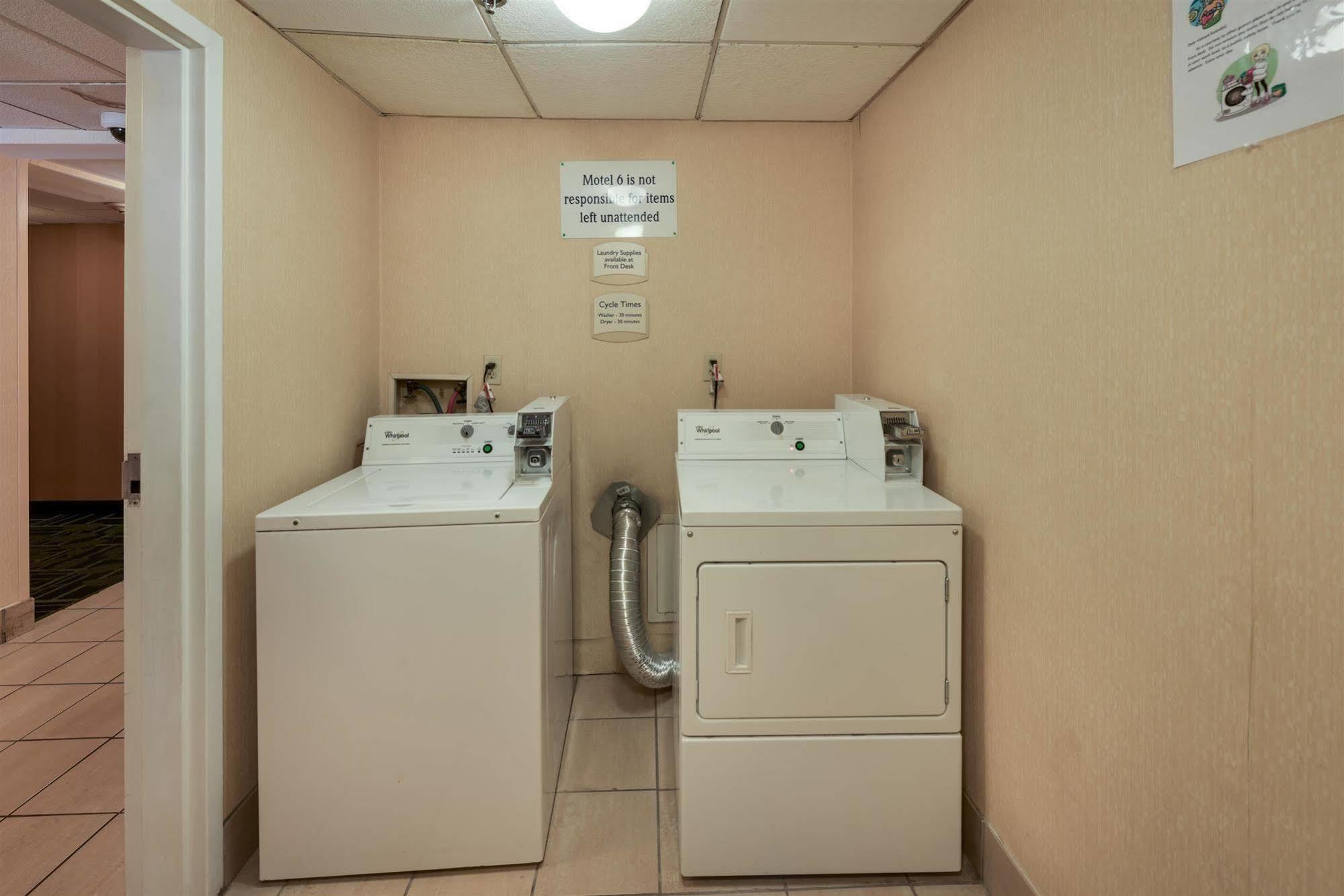Motel 6-Milford, Ct Eksteriør bilde